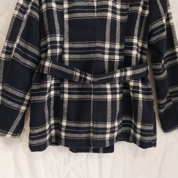 Bongo Womens Large Belted Brushed Soft Button-Down Plaid Navy Blue White Jacket - Picture 15 of 15